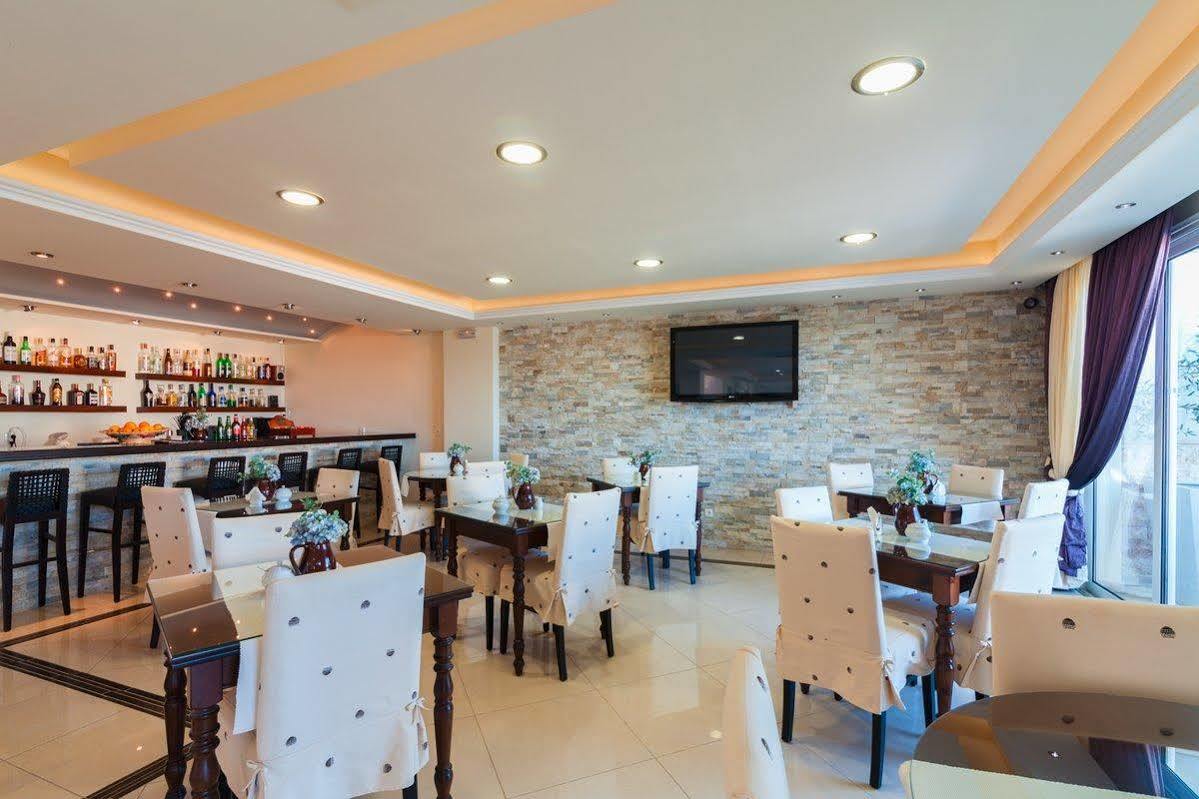 Astron Hotel Karpathos Exterior foto